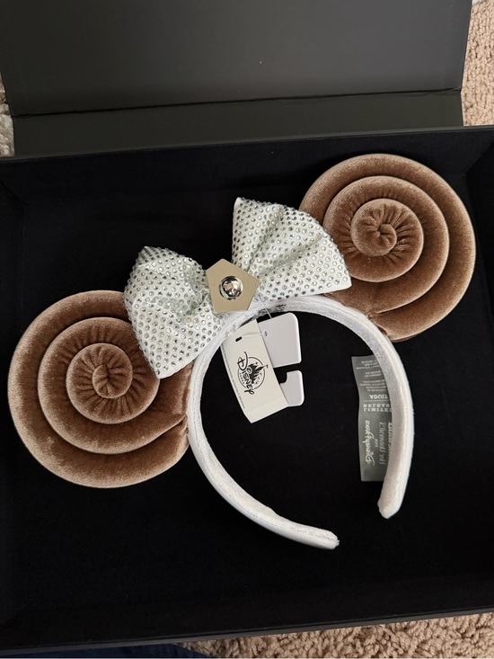 Her Universe Accessories - Her Universe Star Wars Leia Disney Ears